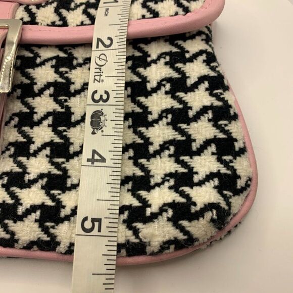 Sondra Roberts 9x5 Houndstooth Black, White and Pink Clutch - Picture 8 of 8